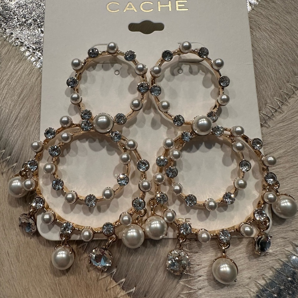 Cache Pearl & Rhinestone Earrings NWT